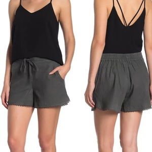 Calson Solid Linen Blend Shorts M